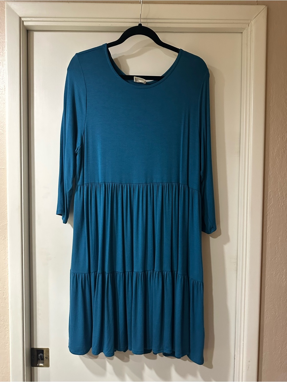 Casual Teal Tiered Midi Dress with 3/4 Sleeves